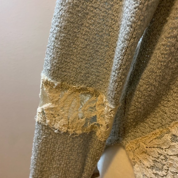 Blu Pepper v-neck blue/gray sweater tunic, size M - Picture 5 of 6